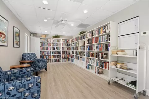 View/Area - 506 Broad Ave S #506, Naples, FL 34102 photo 1 of 2
