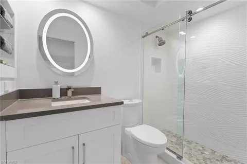 Bath - 506 Broad Ave S #506, Naples, FL 34102 photo 1 of 2