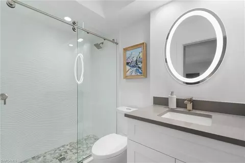 Bath - 506 Broad Ave S #506, Naples, FL 34102 photo 2 of 2