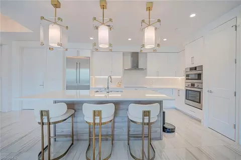 Kitchen - 1115 Central Ave S #352, Naples, FL 34102 photo 2 of 5