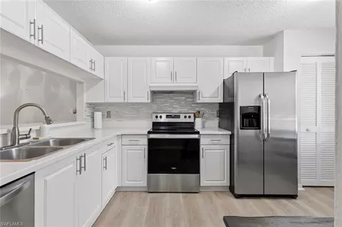 Kitchen - 3531 County Barn Rd #201, Naples, FL 34112 photo 3 of 3