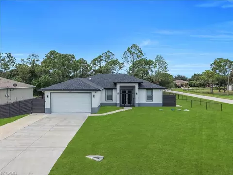 6131 Laurelwood Dr, Fort Myers, FL 33905