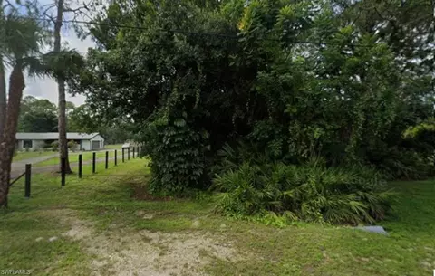 3870 27th Ave SW, Naples, FL 34117