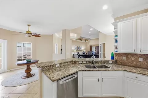 Kitchen - 104 Glen Eagle Cir, Naples, FL 34104 photo 4 of 4