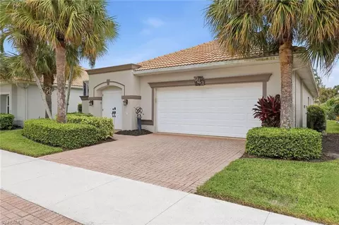 Exterior - 104 Glen Eagle Cir, Naples, FL 34104 photo 6 of 9