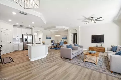 2165 Frangipani Cir #102, Naples, FL 34120