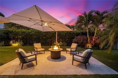805 Lake Vista Ct, Naples, FL 34108