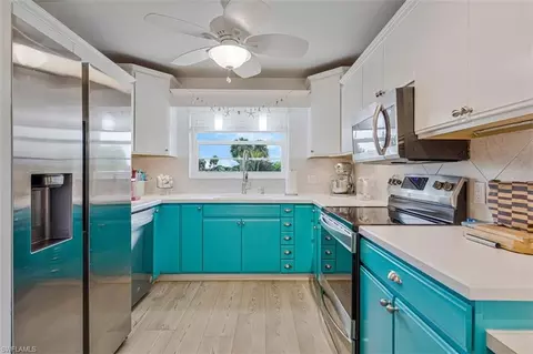 4372 27th Ct SW #203, Naples, FL 34116