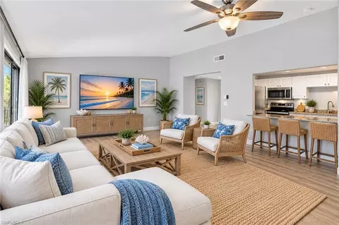 533 Landmark Dr, Naples, FL 34112