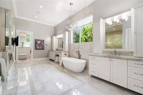Bath - 385 Colony Dr, Naples, FL 34108 photo 1 of 7