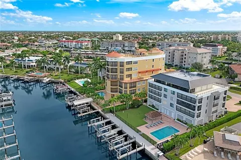 910 Panama Ct #302, Marco Island, FL 34145