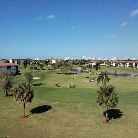 37 High Point Cir E #505, Naples, FL 34103