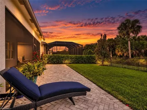 Exterior - 12239 Bonnet Dr, Naples, FL 34120 photo 5 of 11