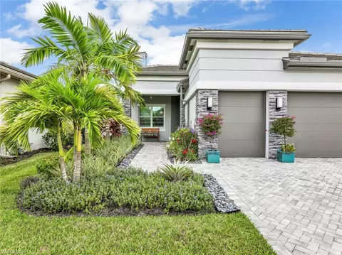 Exterior - 12239 Bonnet Dr, Naples, FL 34120 photo 2 of 11
