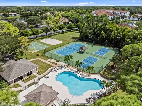 View/Area - 359 Dover Pl #203, Naples, FL 34104 photo 3 of 5