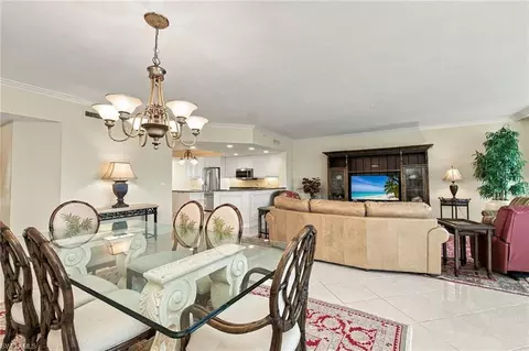 Dining - 425 Dockside Dr #703, Naples, FL 34110 photo 2 of 4