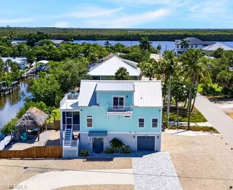 3597 Shell Mound Blvd, Fort Myers Beach, FL 33931