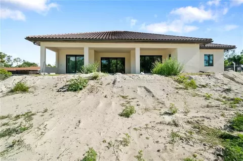 Exterior - 721 Golden Gate Blvd W, Naples, FL 34120 photo 6 of 7
