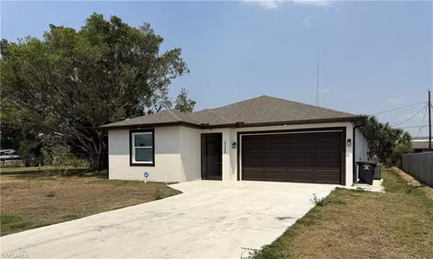 2285 Towles St, Fort Myers, FL 33916
