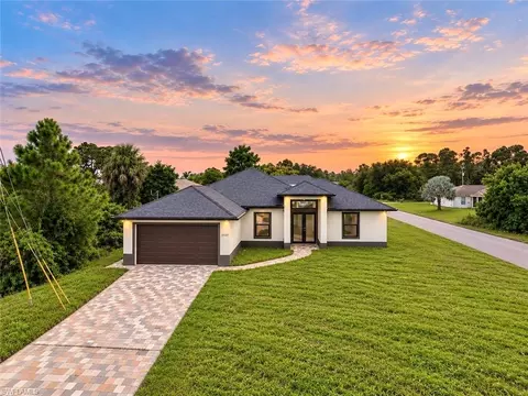 2727 1st St SW, Lehigh Acres, FL 33976