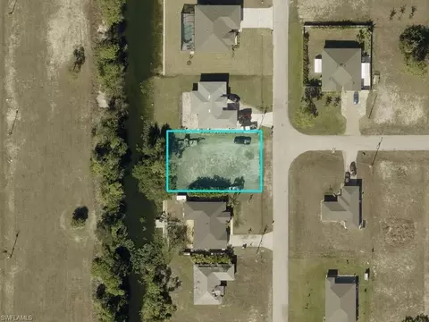2820 NW 17th Pl, Cape Coral, FL 33993