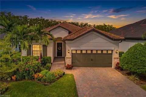 19288 Aqua Shore Dr, Fort Myers, FL 33913