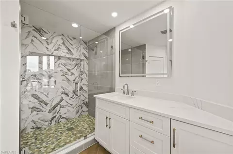 Bath - 2105 Sheepshead Dr, Naples, FL 34102 photo 3 of 7
