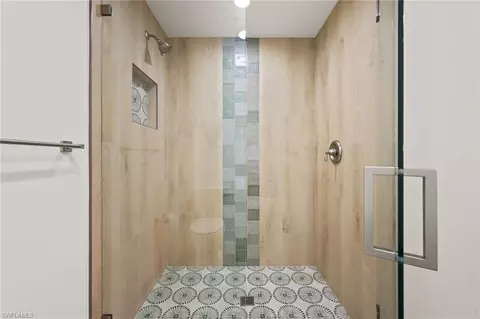 Bath - 2105 Sheepshead Dr, Naples, FL 34102 photo 6 of 7