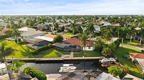 View/Area - 2105 Sheepshead Dr, Naples, FL 34102 photo 2 of 2
