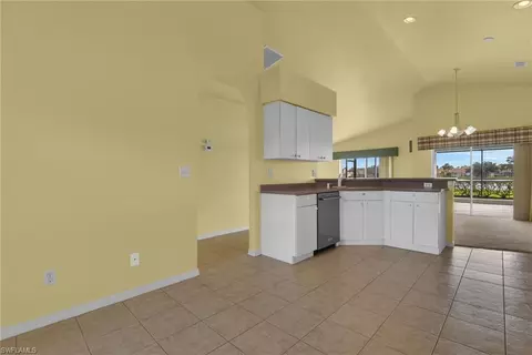Kitchen - 21613 Windham Run, Estero, FL 33928 photo 3 of 3