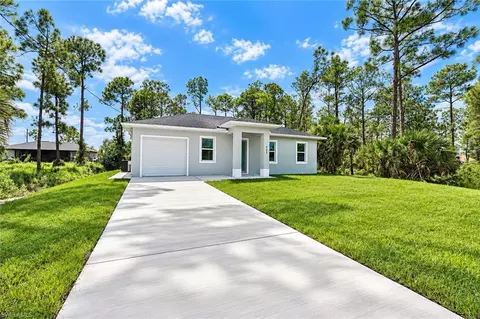 465 Windermere Dr, Lehigh Acres, FL 33972