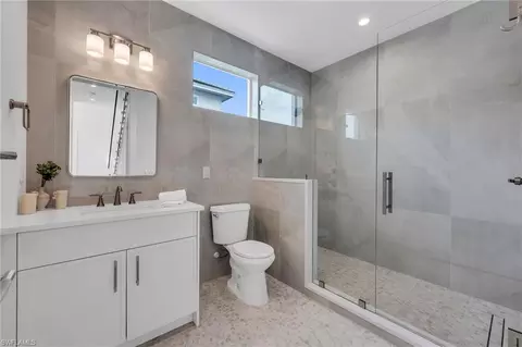 Bath - 2778 Shoreview Dr, Naples, FL 34112 photo 3 of 4