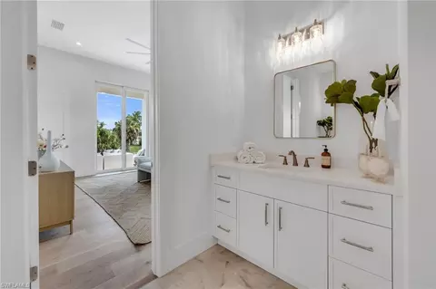 Bath - 2778 Shoreview Dr, Naples, FL 34112 photo 2 of 4