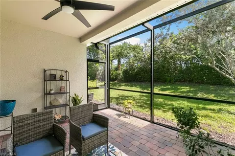 Exterior - 14731 Edgewater Cir, Naples, FL 34114 photo 4 of 8