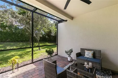Exterior - 14731 Edgewater Cir, Naples, FL 34114 photo 2 of 8