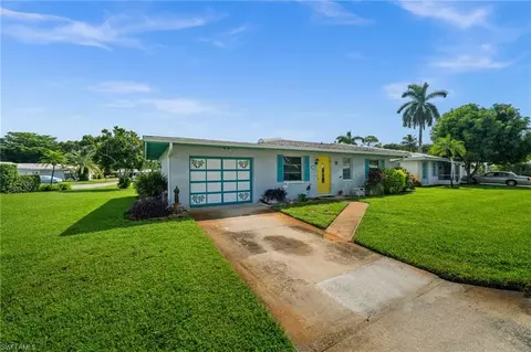 Exterior - 47 Hilo Ct #47, Naples, FL 34112 photo 3 of 6