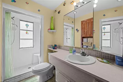 Bath - 47 Hilo Ct #47, Naples, FL 34112 photo 1 of 2