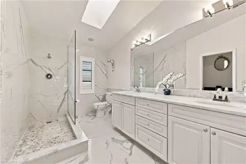Bath - 3231 Horse Carriage Way #10, Naples, FL 34105 photo 1 of 3