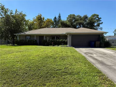 4809 29th St SW, Lehigh Acres, FL 33973