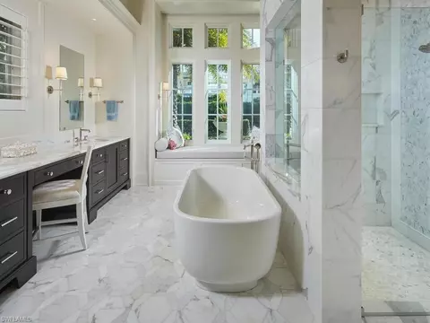 Bath - 167 4th St N, Naples, FL 34102 photo 1 of 3