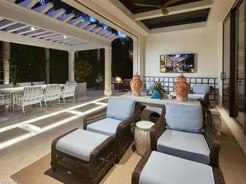 Exterior - 167 4th St N, Naples, FL 34102 photo 13 of 14