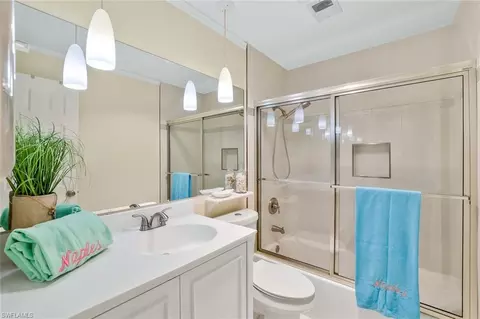 Bath - 9 Hackney Ln #A34, Naples, FL 34112 photo 3 of 3
