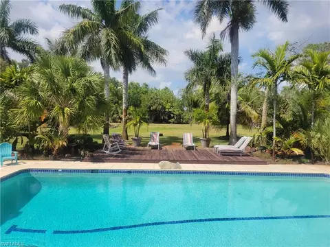Exterior - 5259 Myrtle Ln, Naples, FL 34113 photo 5 of 10