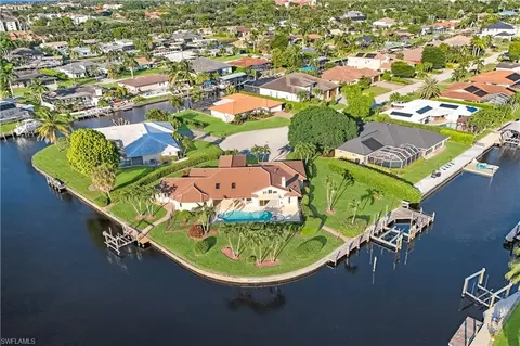 954 Bal Isle Dr, Fort Myers, FL 33919