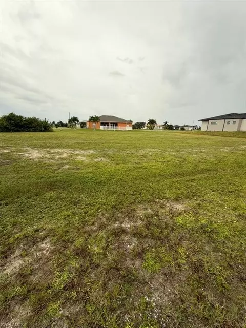 4326 NW 32nd St, Cape Coral, FL 33993