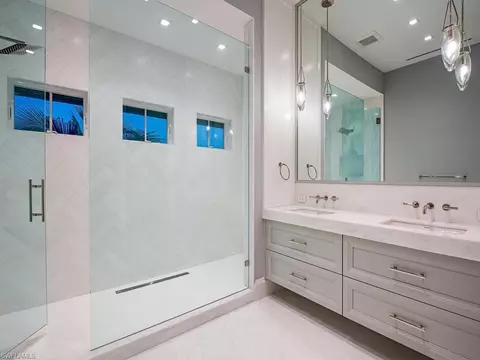 Bath - 1675 Gordon Dr, Naples, FL 34102 photo 7 of 8