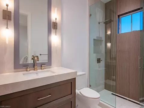Bath - 1675 Gordon Dr, Naples, FL 34102 photo 4 of 8