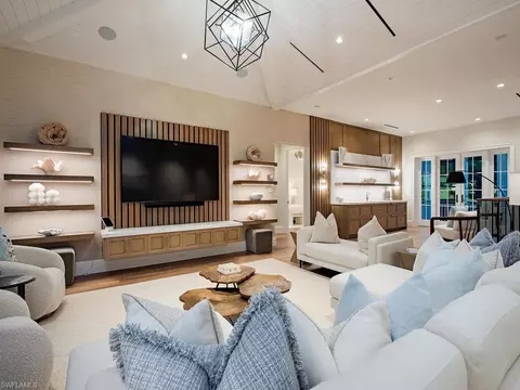 Living - 1675 Gordon Dr, Naples, FL 34102 photo 3 of 5