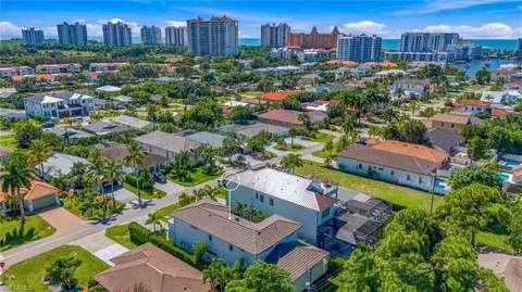 View/Area - 591 93rd Ave N, Naples, FL 34108 photo 2 of 4
