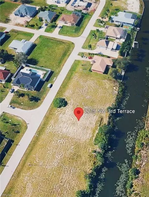 2215 NW 3rd Ter, Cape Coral, FL 33993